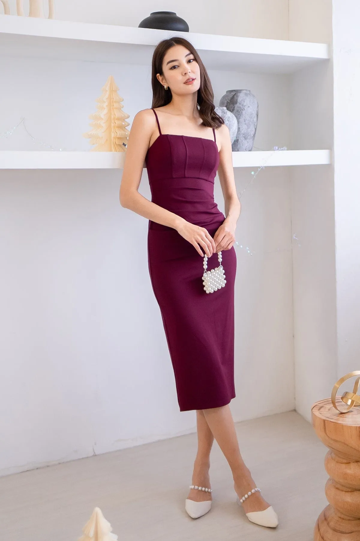 ASHWOOD PADDED BODYCON DRESS IN WINE