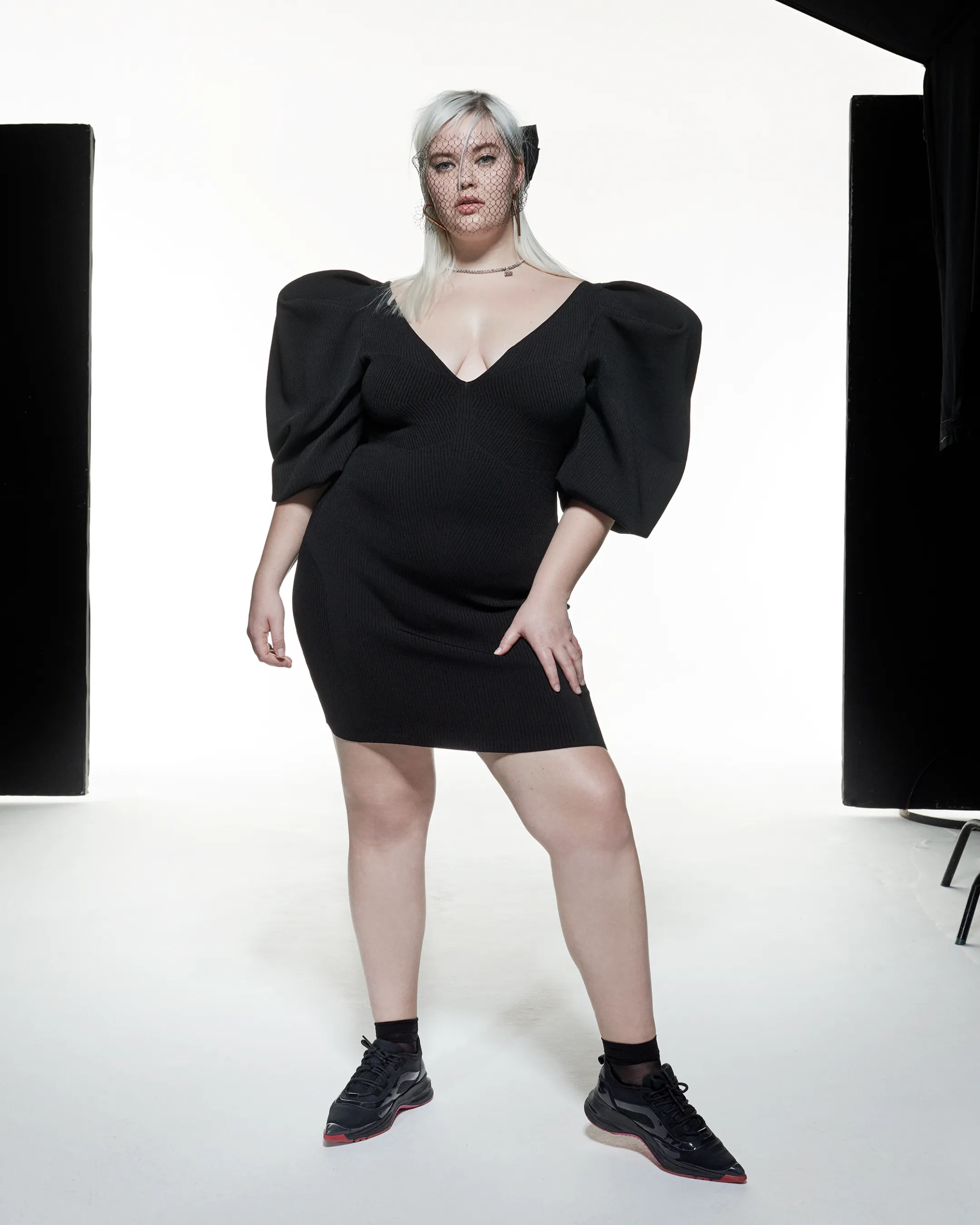 PUFF SLEEVE DRESS - BLACK
