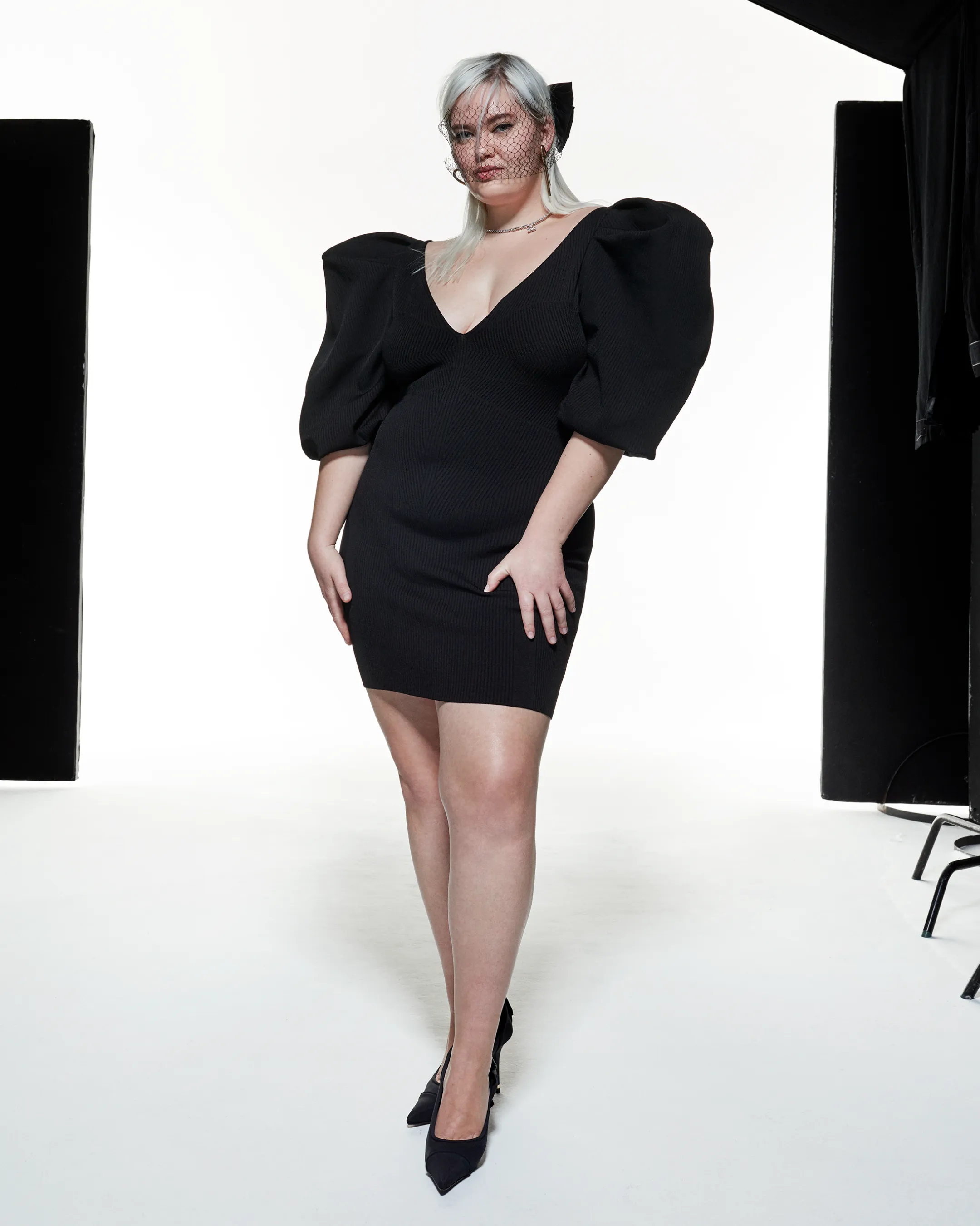 PUFF SLEEVE DRESS - BLACK